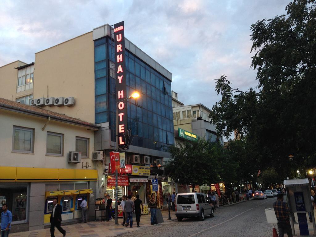 Hotel Grand Urhay ชานลูร์ฟา ภายนอก รูปภาพ